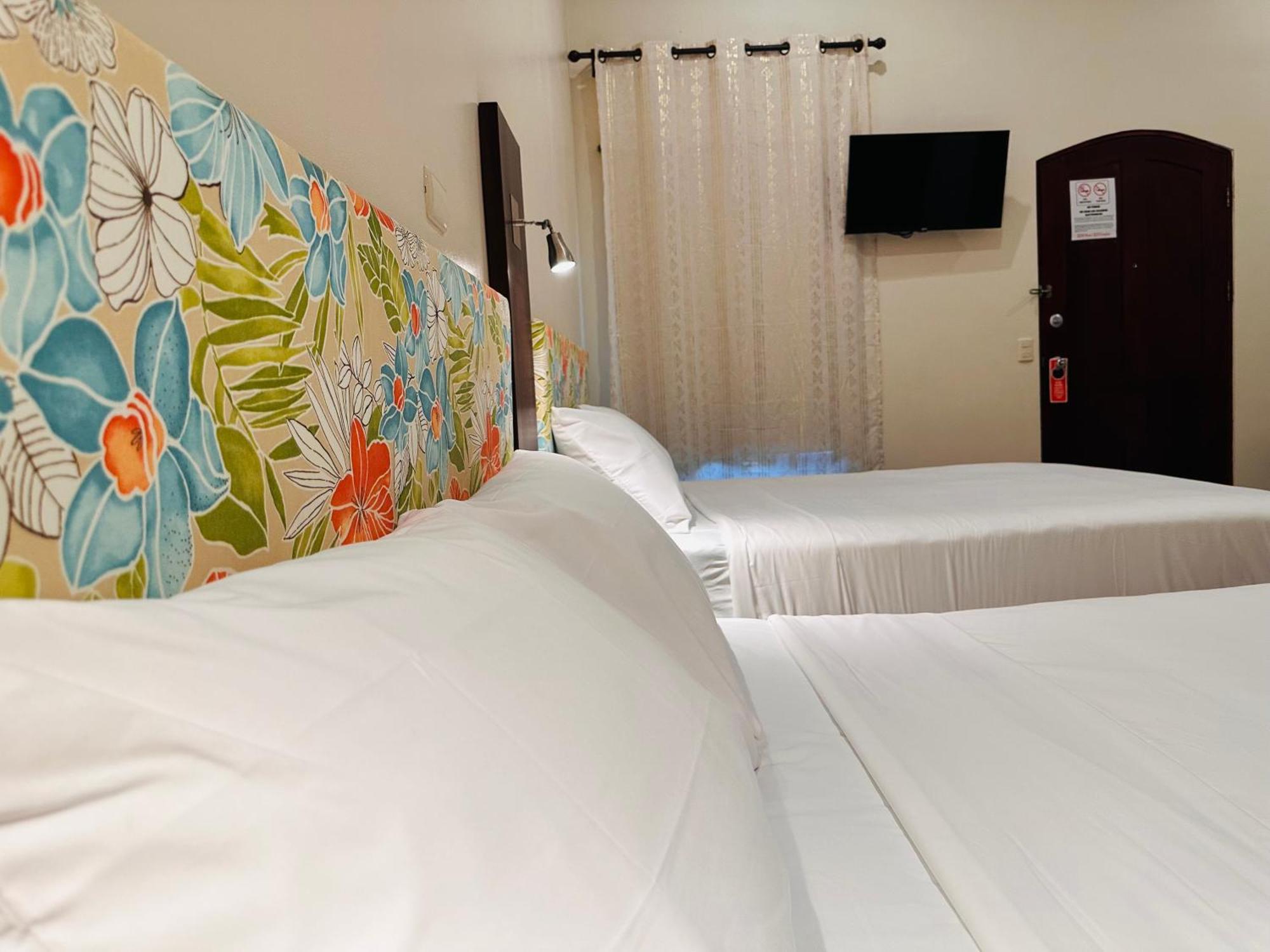 Las Brisas Resort And Villas ฆาโก ภายนอก รูปภาพ