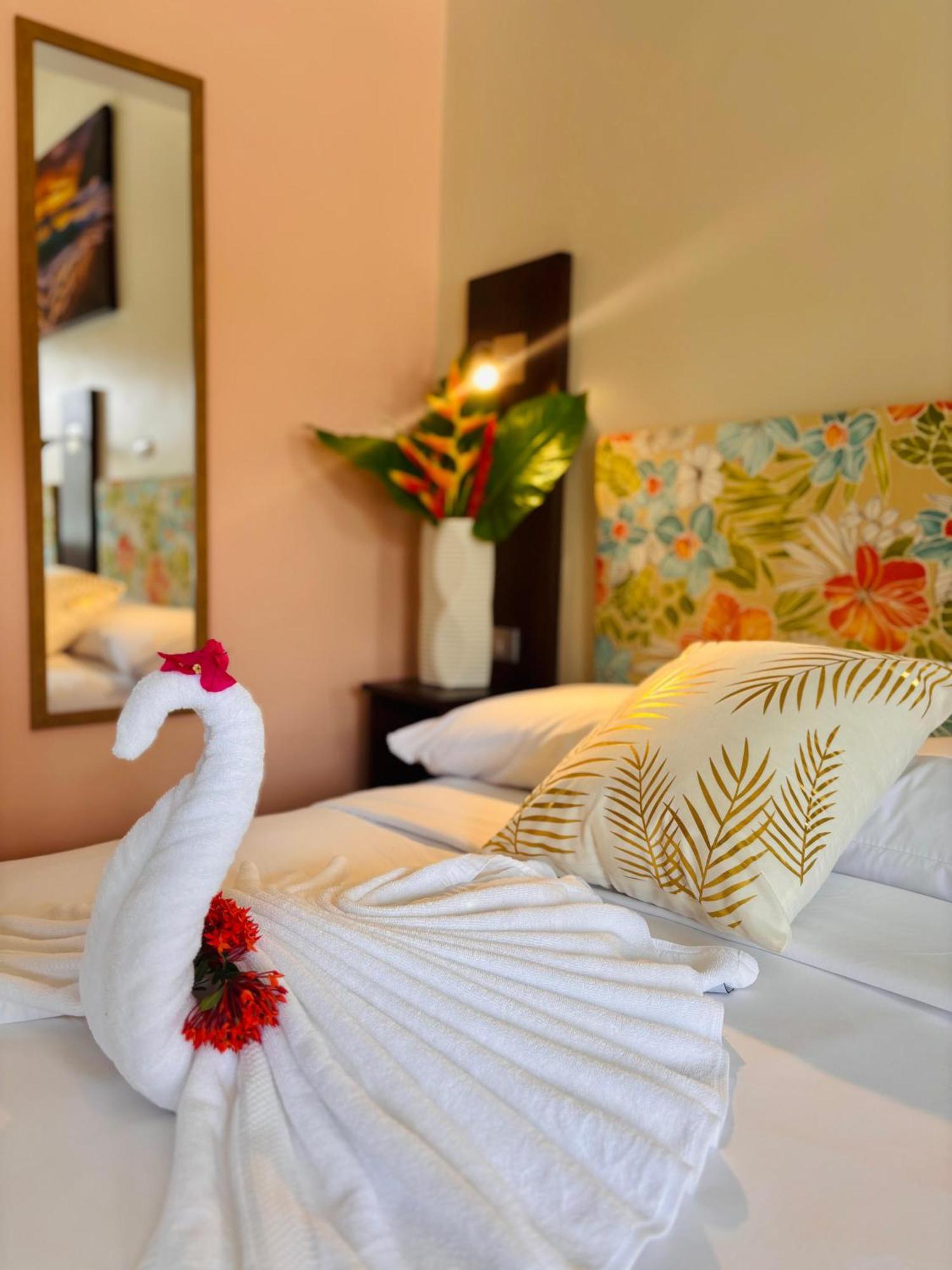 Las Brisas Resort And Villas ฆาโก ห้อง รูปภาพ